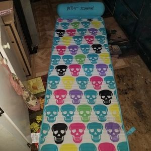 5.5 ft long Betsey Johnson bed roll